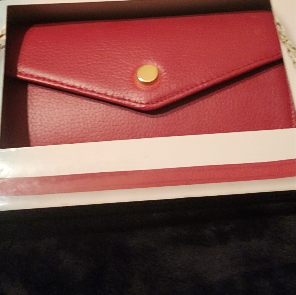 STELLA & MAX LEATHER CROSSBODY SMARTPHONE WALLET / RED